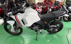 DUCATI DESERT X 2024 1X00