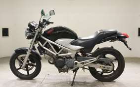 HONDA VTR 250 Gen. 2 2023 MC33
