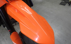 KTM 690 SMC R 2024