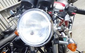 TRIUMPH THRUXTON 900 2004