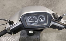 SUZUKI ADDRESS V100 CE13A