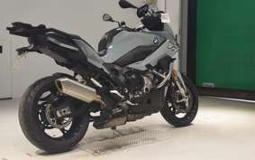 BMW S1000XR 2020