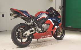 HONDA CBR1000RR 2004 SC57