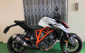 KTM 1290 SUPER DUKE 2019 V3940