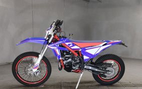 OTHER  BETA  CROSS  TRAY NA-250 ..