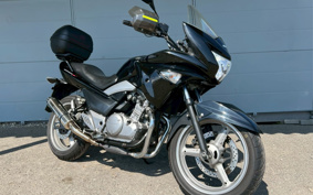 SUZUKI GSR250 GJ55D