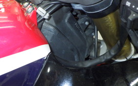 HONDA CBR600RR GEN 2 2006 PC37
