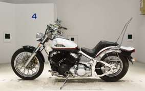 YAMAHA DRAGSTAR 400 2000