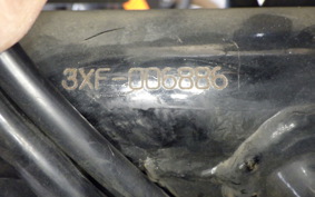 YAMAHA FZX750 2000 3XF