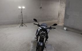 HONDA CB250R MC52