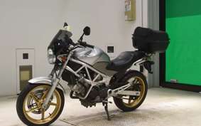 HONDA VTR 250 Gen. 2 2023 MC33