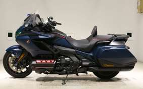 HONDA GL 1800 GOLD WING 2D 2022 SC79
