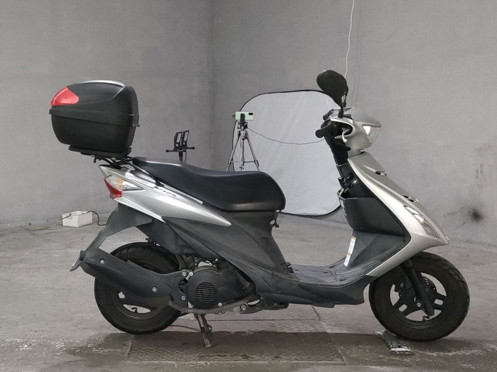 Фото Suzuki ADDRESS V125 с японского аукциона