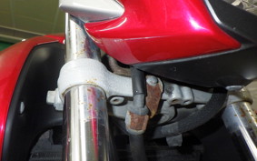 SUZUKI GSR250