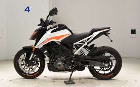 KTM 390 DUKE 2022