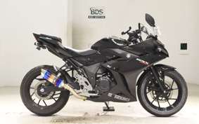 SUZUKI GSX250RA