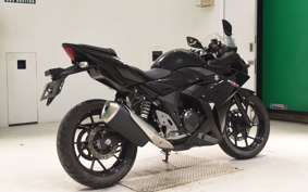 SUZUKI GSX250R 2021