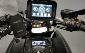 DUCATI DIAVEL G105JA