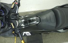 YAMAHA T-MAX 560 T 2021 SJ19J