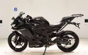 KAWASAKI ZX-25R ZX250E