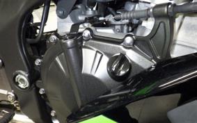 KAWASAKI ZX-25R 1984 ZX250E