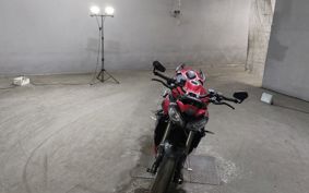 TRIUMPH STREET TRIPLE RS HDA614