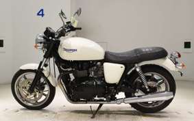 TRIUMPH BONNEVILLE 2010