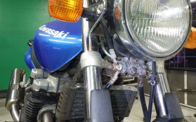 KAWASAKI ZR 700 1999 ZR750F