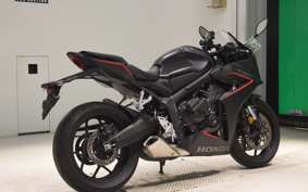 HONDA CBR650R E-Clutch 2024 RH17