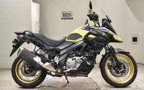 SUZUKI Vｽﾄﾛｰﾑ650XTA 2021 C733A