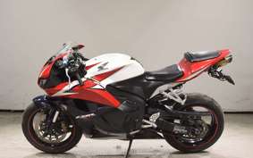 HONDA CBR600RR A 2011 PC40