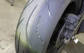YAMAHA YZF-R6 2006