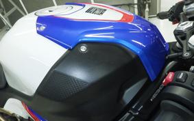 BMW S1000RR 2021