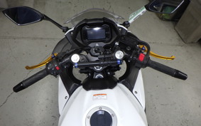 SUZUKI GSX250 R