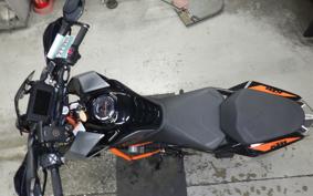 KTM 390 DUKE 2022
