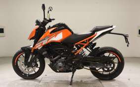 KTM 250 DUKE 2025