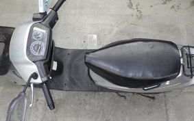 SUZUKI ADDRESS V100 CE13A