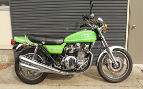 KAWASAKI Z900 ...