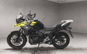SUZUKI V-STROM 250 DS11A