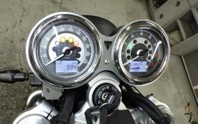 TRIUMPH SPEED TWIN 2024