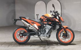 KTM 890 DUKE GP TU940