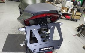 DUCATI STREETFIGHTER V2 2024