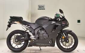 HONDA CBR600RR 2025 PC40