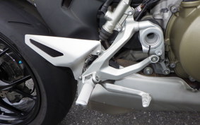 DUCATI STREETFIGHTER V4 S 2021