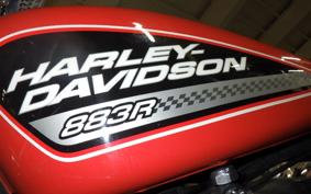 HARLEY XL883R 2005