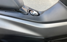YAMAHA N-MAX155 ABS SG50J