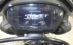 TRIUMPH STREET TRIPLE RS 2021