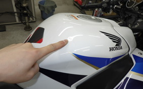 HONDA CBR250R GEN 3 2015 MC41