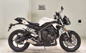 TRIUMPH STREET TRIPLE S 2021