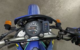 KAWASAKI KDX220SR DX220B